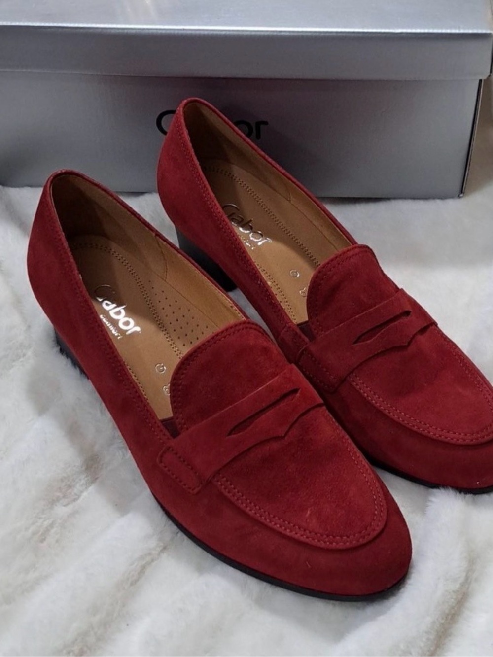 Gabor Women's Burgundy/Red Suede Shoes US Size 9